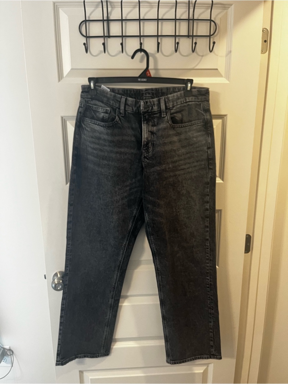 American Eagle Outfitters Women's Black Washed Straight Leg Jeans